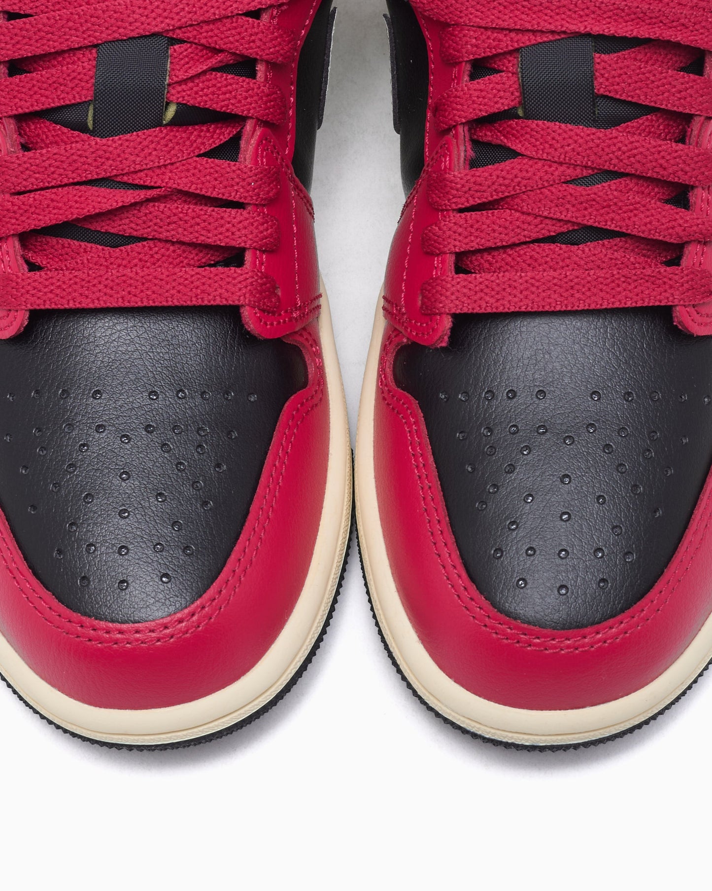 Air Jordan Women's 1 Low