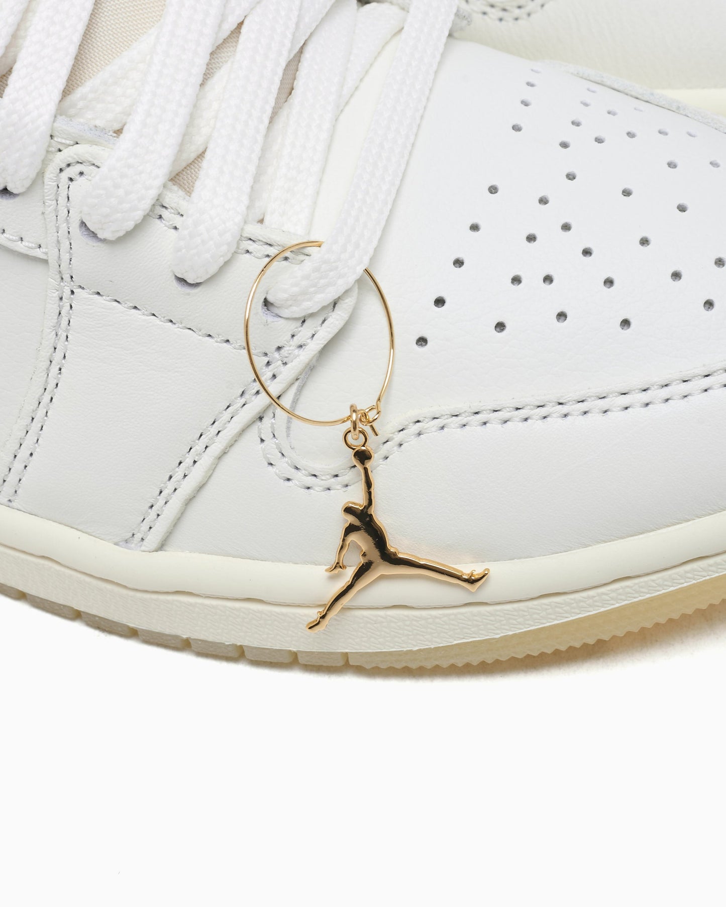 Air Jordan Women's 1 Low SE "Hoops Gold Pack"