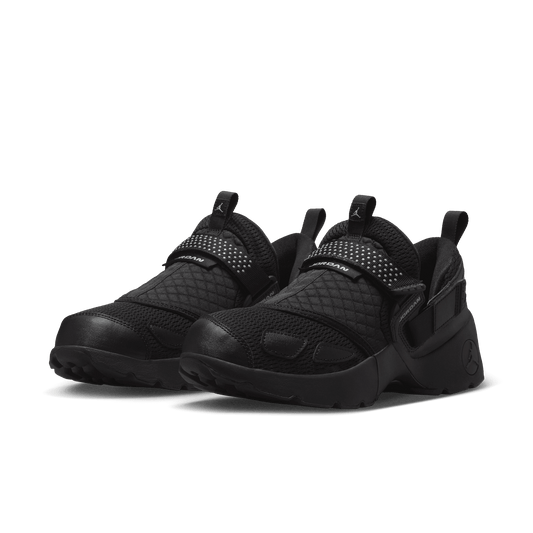 Women's Jordan Trunner LX "Triple Black"