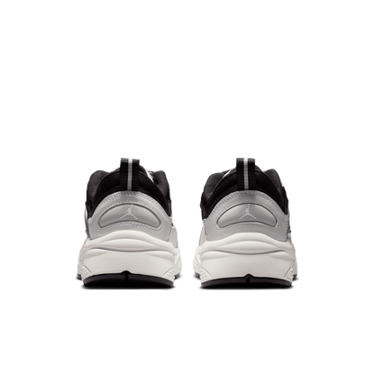 Men's Jordan Trunner O/S "Photon Dust Black Sail"