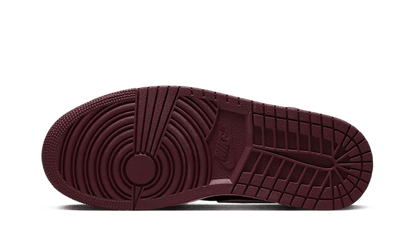 Air Jordan 1 Mid Split Beach Cherrywood Red