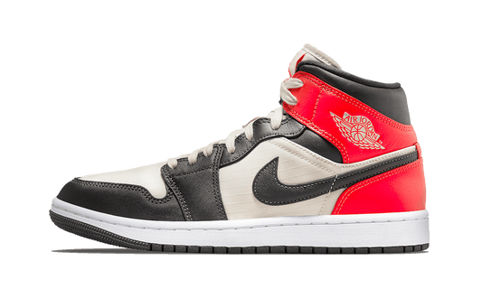 Air Jordan 1 Mid Light Orewood Brown