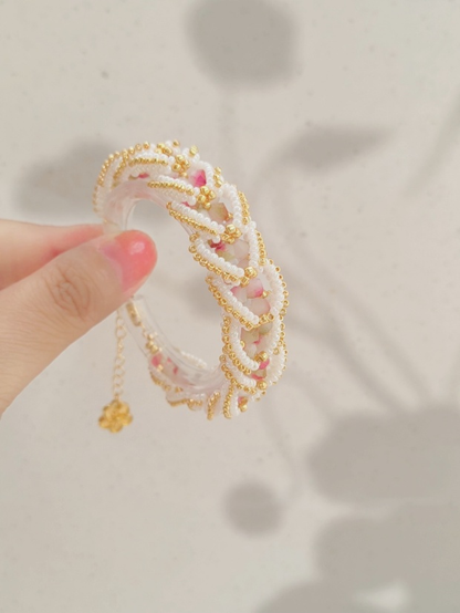 Handmade pink crystal and pearl jewelry set, romantic French-style bracelet and earrings.