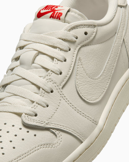 Air Jordan 1 Retro Low OG "Sail and University Red"
