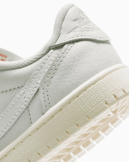 Air Jordan 1 Retro Low OG "Sail and University Red" (PS)