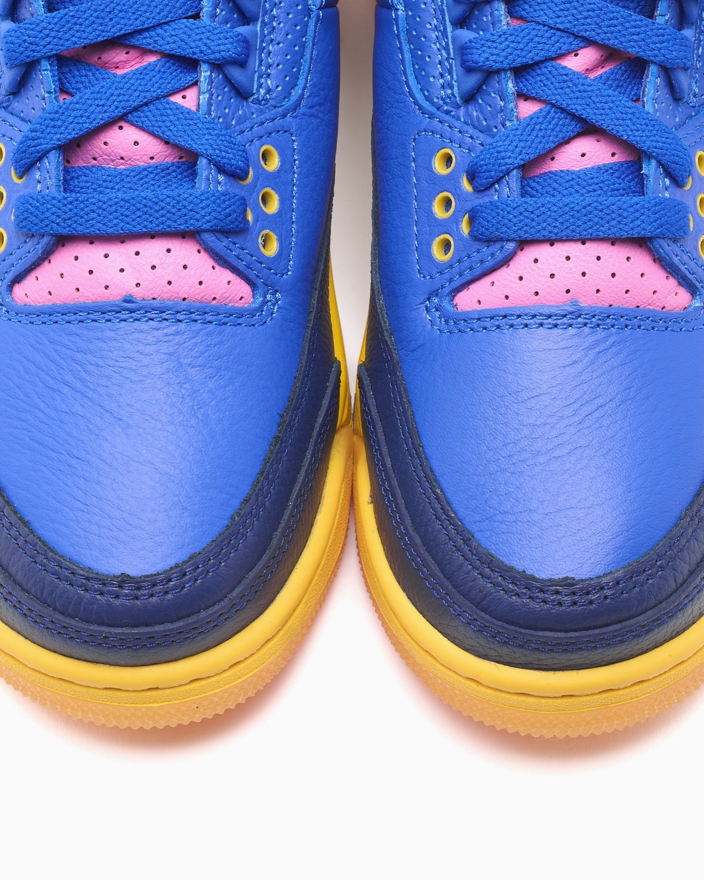 Air Jordan 3 Retro OG "Brazil"