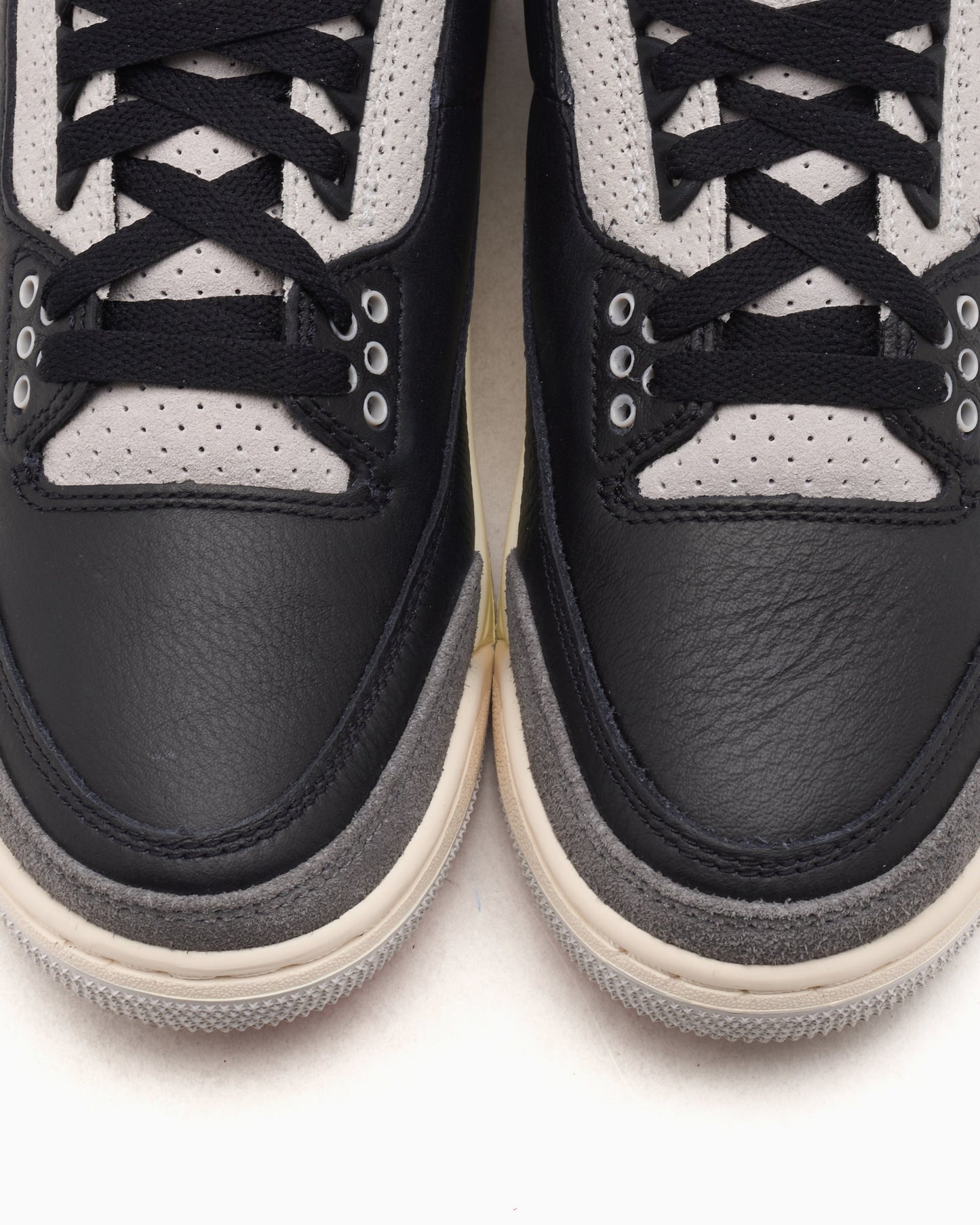 Air Jordan 3 Retro OG “Rare Air”