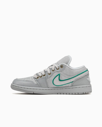 Air Jordan Women's 1 Low SE
