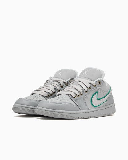 Air Jordan Women's 1 Low SE