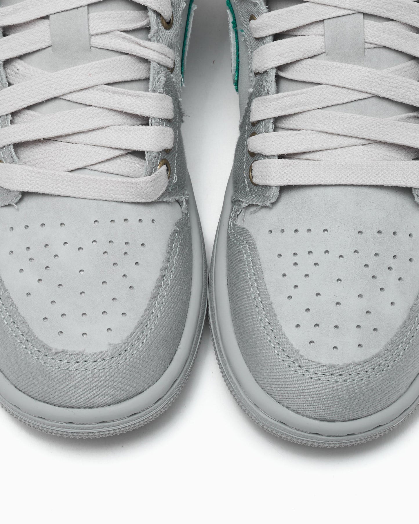 Air Jordan Women's 1 Low SE