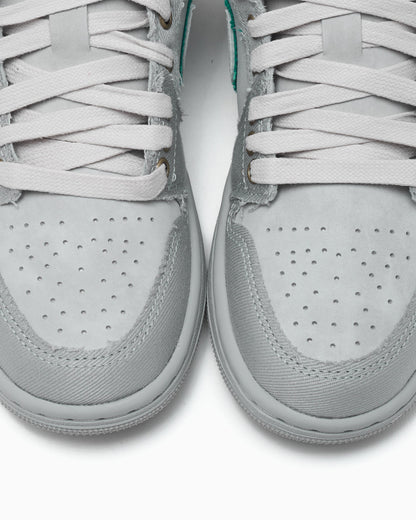 Air Jordan Women's 1 Low SE