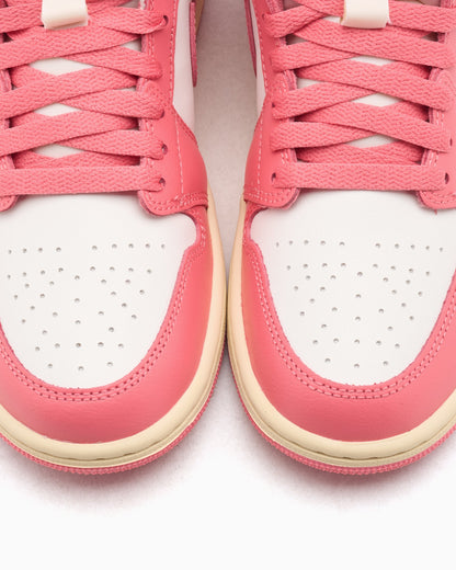Air Jordan Women's 1 Mid