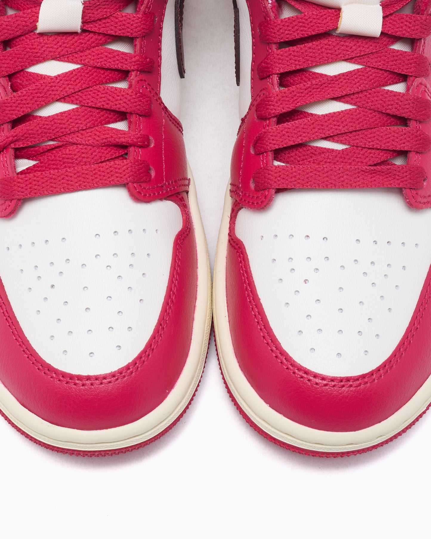 Air Jordan Women's 1 Mid "Mystic Hibiscus"