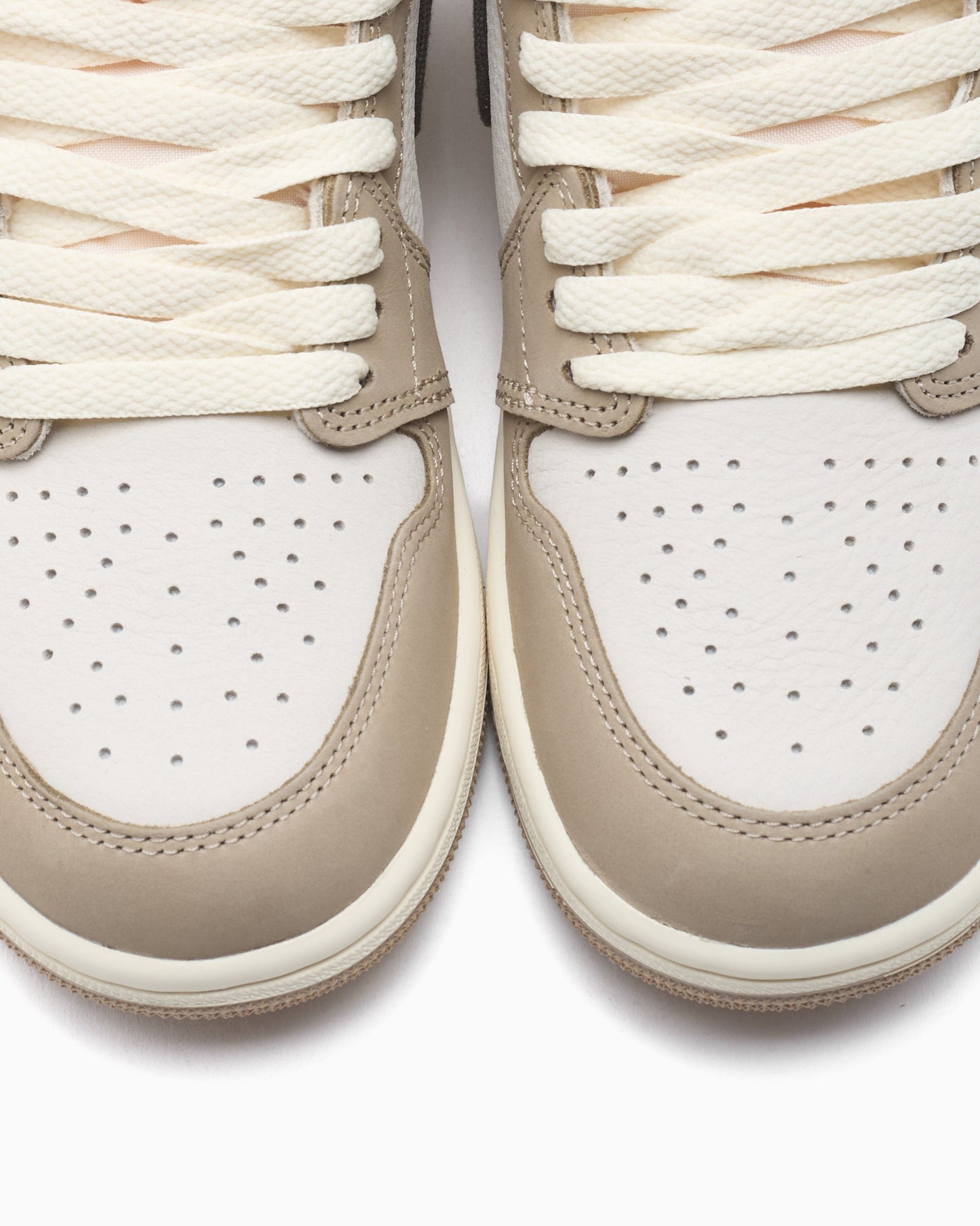 Air Jordan Women's 1 Retro HI OG "Khaki"
