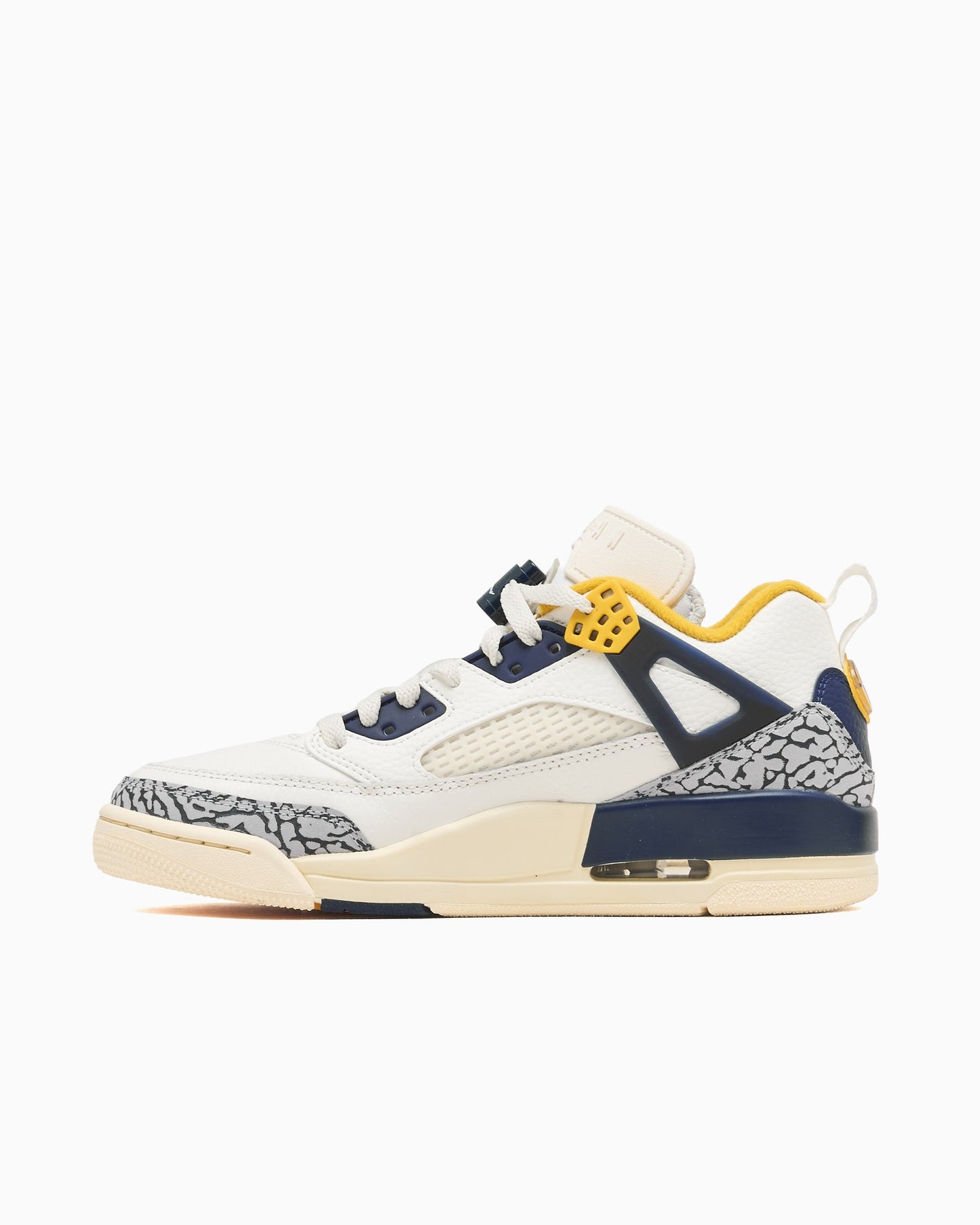 Jordan Spizike Low