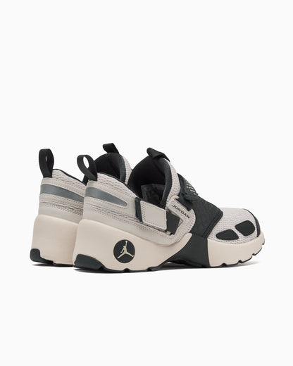 Jordan Women's Trunner LX