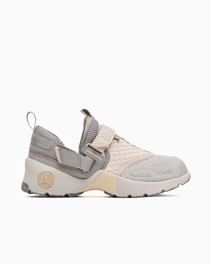 Jordan Women's Trunner LX