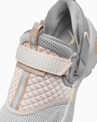 Jordan Women's Trunner LX